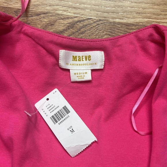 Anthropologie Maeve top in fushia puff sleeves V neck wrap style size M - Picture 13 of 15